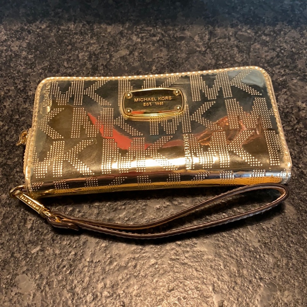 Michael Kors wallet